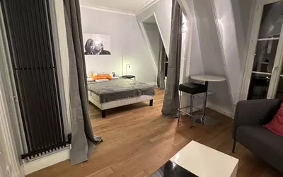 Paris 18E (75018)