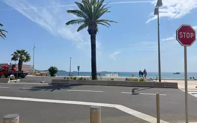 Fréjus (83600)