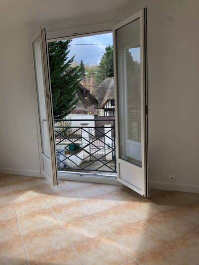 Location appartement 4 pièces Rueil-Malmaison (92500)