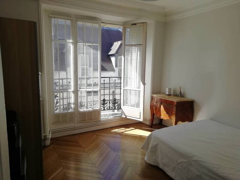 Paris 3E