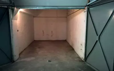 Parking Paris 18E · 69 000 €