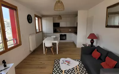 Nanterre (92000)