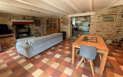 Les Fougerêts (56200)