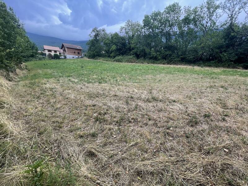 Péron (01630)