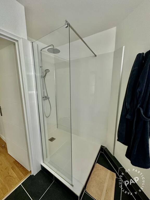 Location meublée appartement 3 pièces 54 m² Puteaux (92800) photo 5