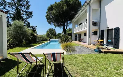 Latresne (33360)