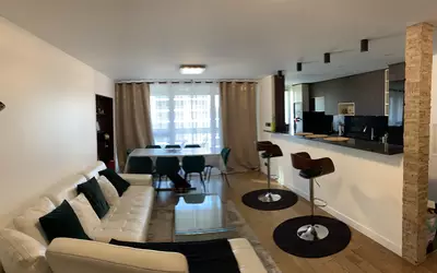 Puteaux (92800)