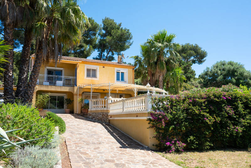 Carqueiranne (83320)