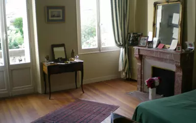 Bordeaux-Entre Parc Bordelais Et Saint Seurin-