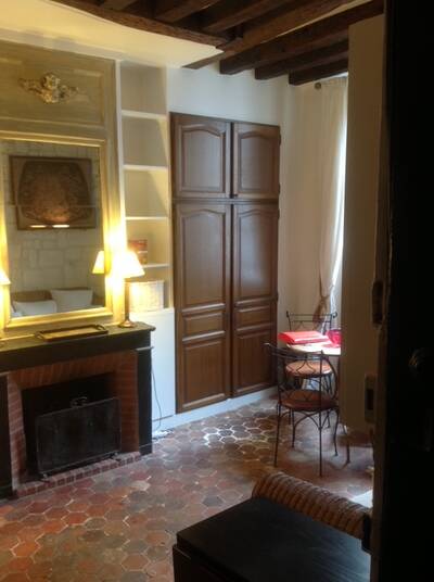 Location appartement studio Paris 7e