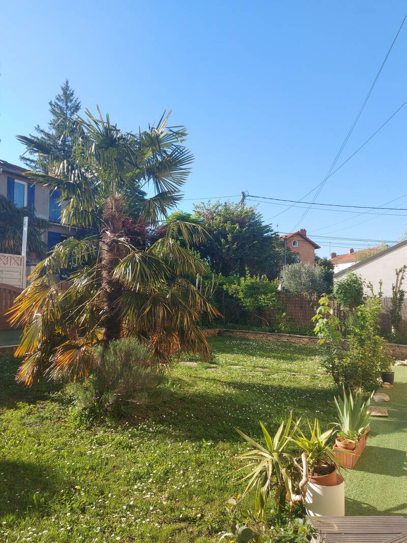 Oullins (69600)