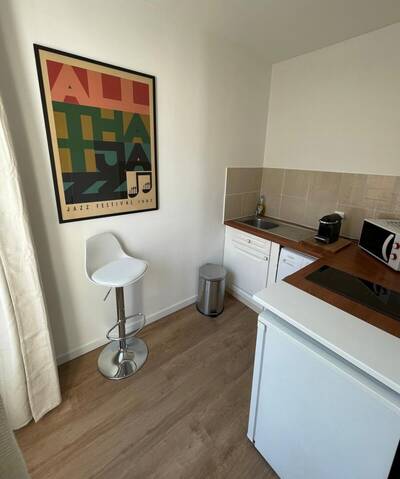 Location appartement 2 pièces Paris 19e