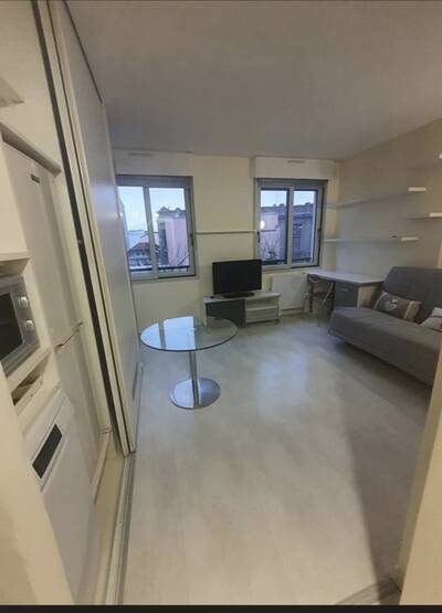 Location appartement studio Les Lilas (93260)