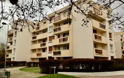 Vaires-Sur-Marne (77360)
