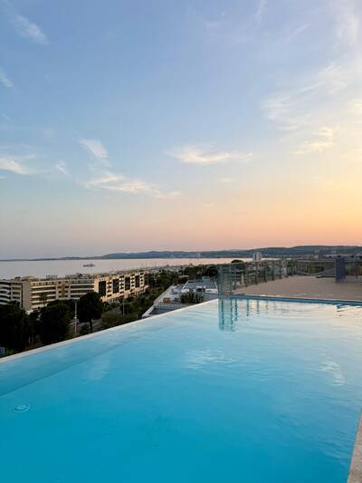 Location appartement 2 pièces Saint-Laurent-du-Var (06700)