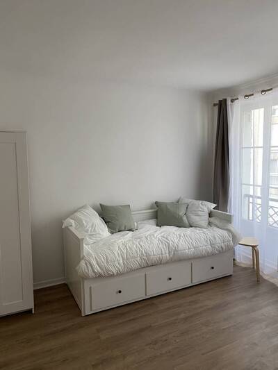 Location appartement studio Paris 5e