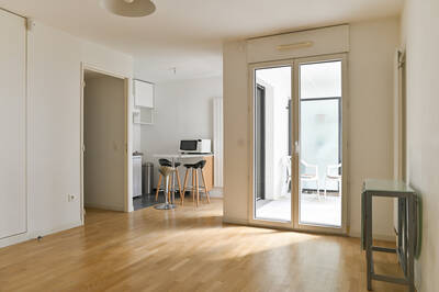 Location appartement studio Suresnes (92150)