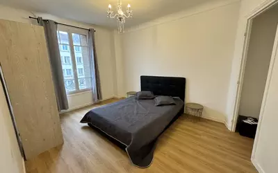 Montreuil (93100)