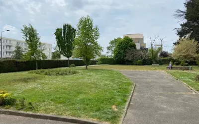 Tours (37000)