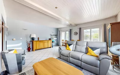 Familiale Avec Deux Logements Indépendants