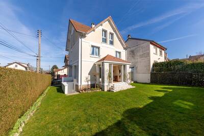 Vente maison 8 pièces Versailles (78000)
