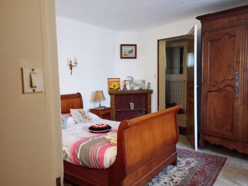 Semur-En-Vallon (72390)