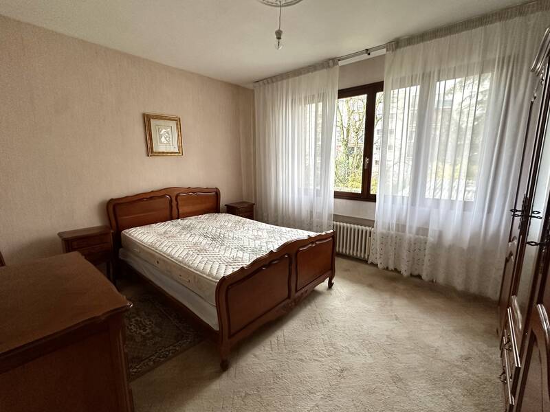Fresnes (94260)