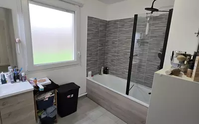 Vaujours (93410)- Terrasse Et Jardin Privatif