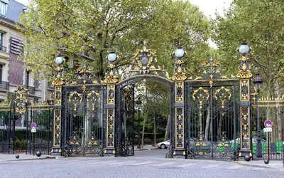 Paris 8E