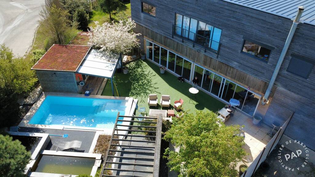 12 pièces 820 m² · à Tremblay-les-Villages · 820 m² · 725 000 €