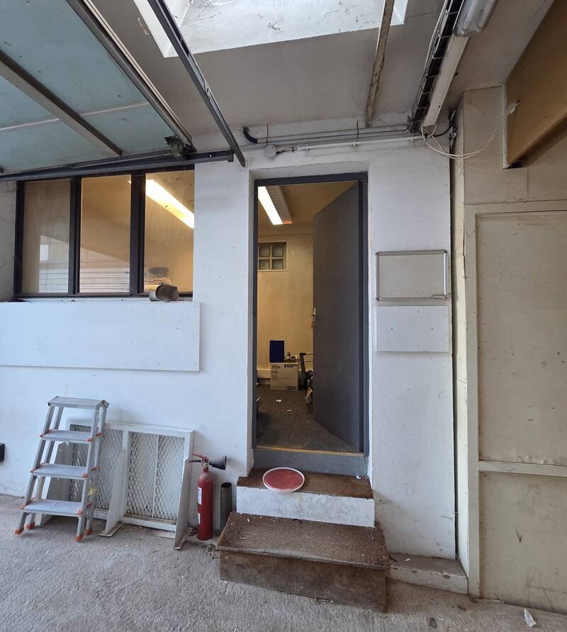 Local commercial Nanterre (92000) - 14&nbsp;m² - 420&nbsp;&euro;