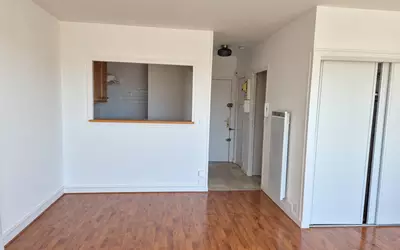 Nantes (44000)