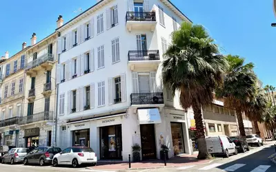 Cannes (06400)