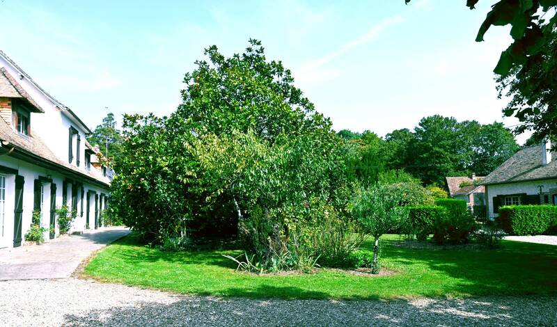 Acquigny (27400)