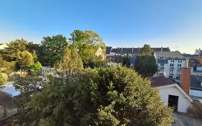 Nantes (44000)