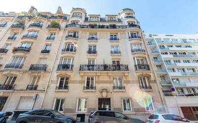 Location appartement 3 pièces Paris 18e