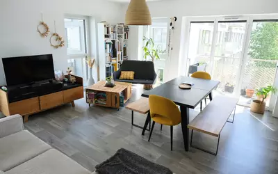 Nantes (44000)