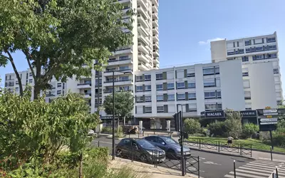 Courbevoie (92400)