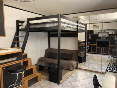 Location appartement studio Paris 17e