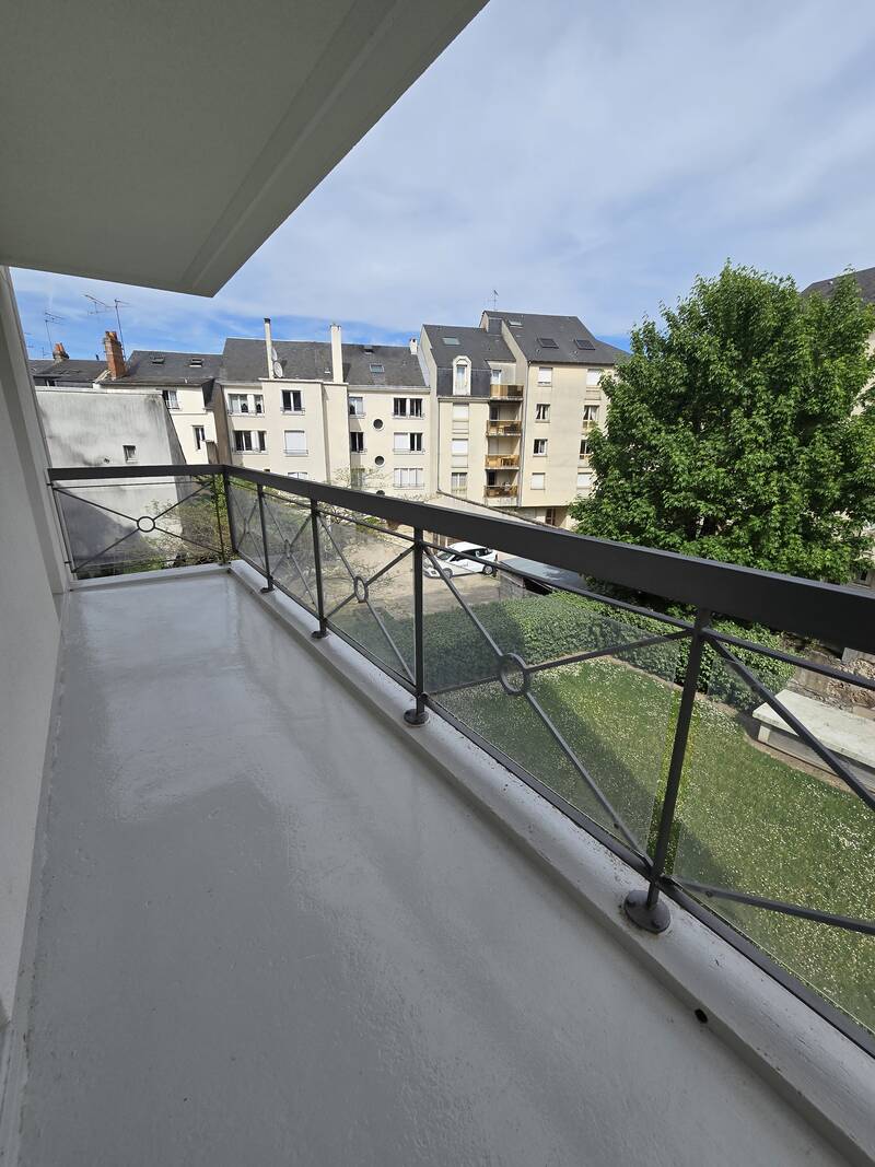 Orléans (45000)