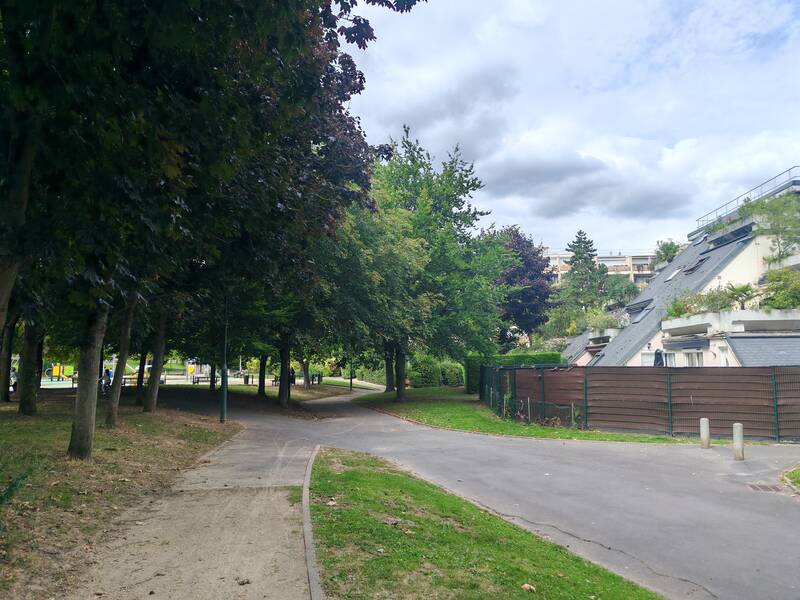 Épinay-Sur-Seine (93800)