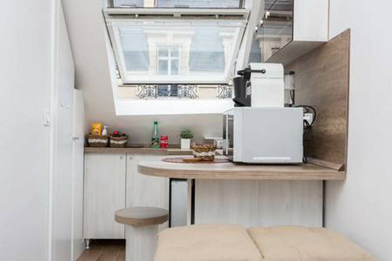 Paris 8E