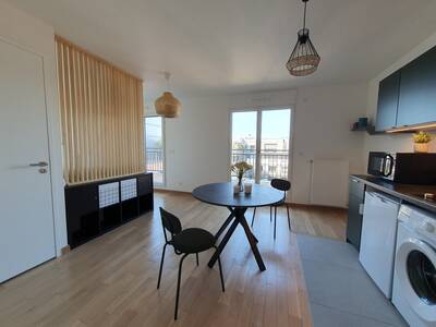 Location appartement studio Courbevoie (92400)