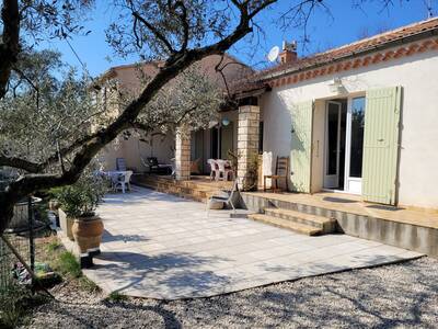 Vente maison 4 pièces Châteauneuf-de-Gadagne (84470)