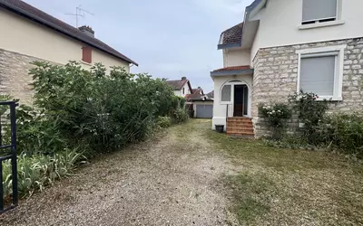 Tavaux (39500)