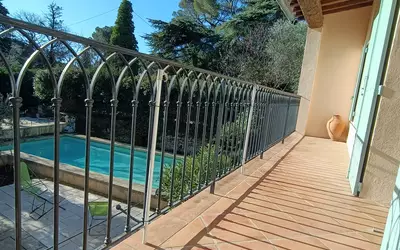 Nîmes (30000)