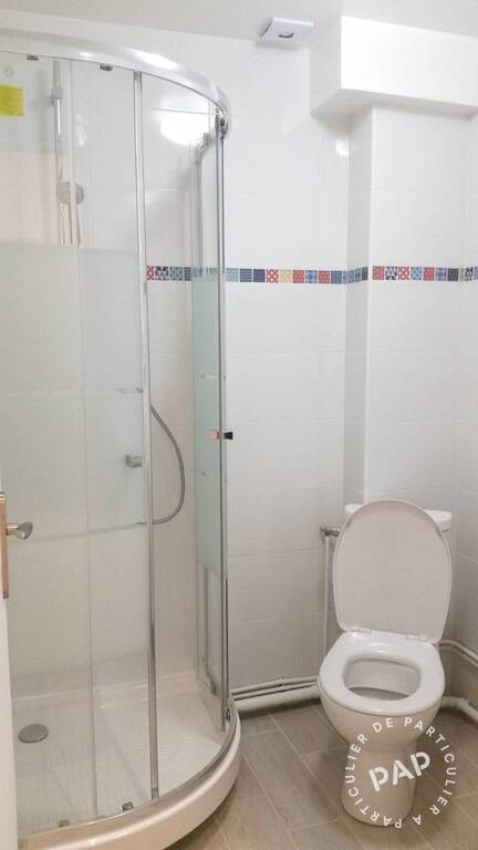 Location meublée appartement 2 pièces 31 m² Paris 20E photo 2