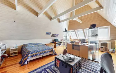 Maison 8 pièces 245 m² · à Lampaul-Guimiliau · 245 m² · 495 000 €