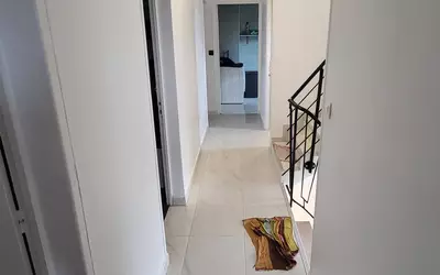 Maison 15 pièces 350 m² · à Aubervilliers · 350 m² · 597 000 €