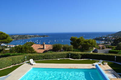 Vente maison 9 pièces Saint-Raphaël (83)